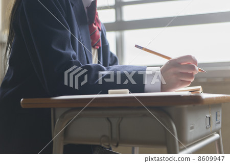 高中學生夫婦 高中學生夫婦 8609947