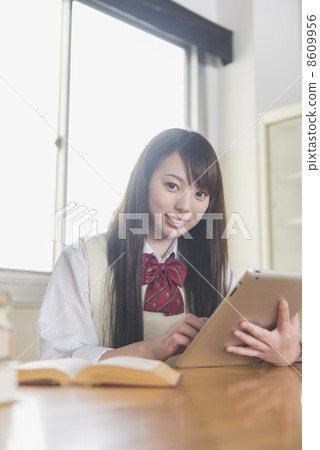 高中學生夫婦 8609956