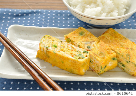 與蔬菜的烤的雞蛋 8610641