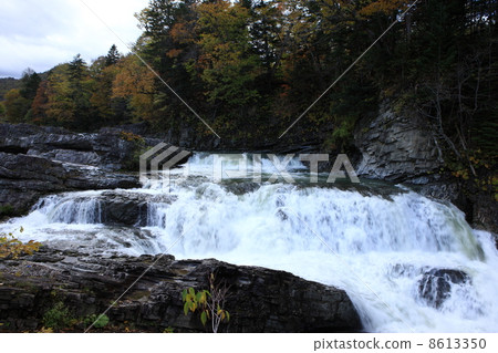 Three step waterfall Three step waterfall 8613350