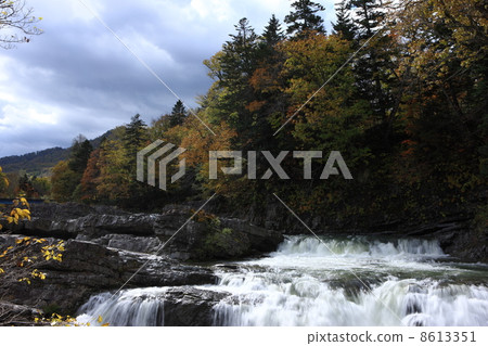 Three step waterfall Three step waterfall 8613351