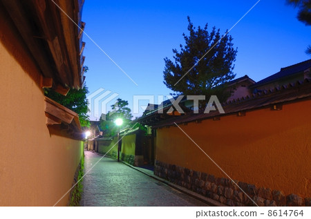 Evening view of the ruins of Nagamachi samurai residence [side] 8614764