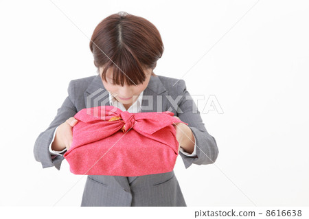 Business woman handing wrapping cloth wrapping 8616638