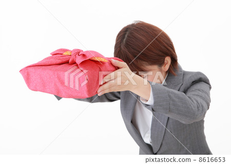 Business woman handing wrapping cloth wrapping Business woman handing wrapping cloth wrapping 8616653