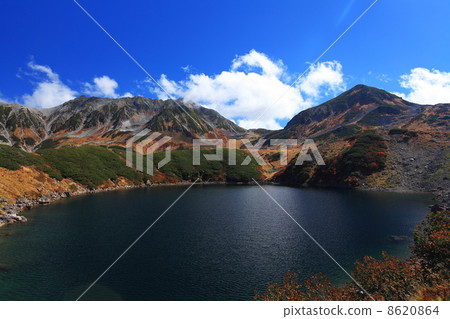 Autumn's Tateyama Muro Mikuriga Pond 8620864