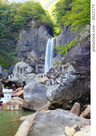naenwaterfall, sekikawa, myoko city 8622173