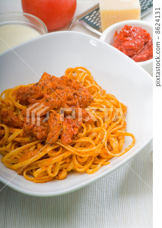 tomato and chicken pasta tomato and chicken pasta 8624131