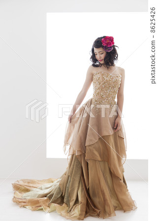 婦女穿著色彩 婦女穿著色彩 8625426