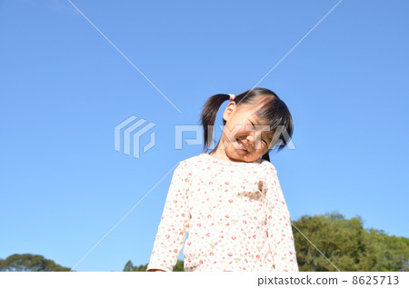Blue sky back girls Blue sky back girls 8625713