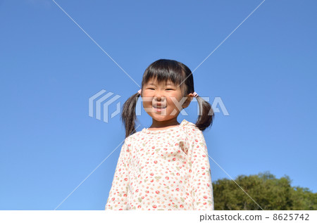 藍天回女孩 藍天回女孩 8625742