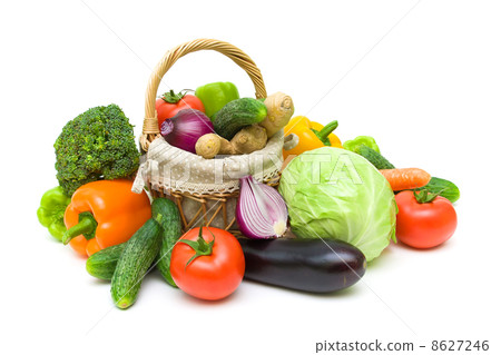 Fresh ripe vegetables isolated on white background 8627246
