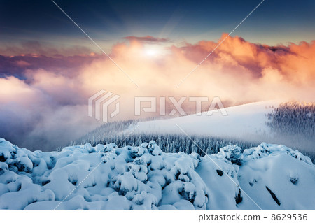 mountain landscape 8629536