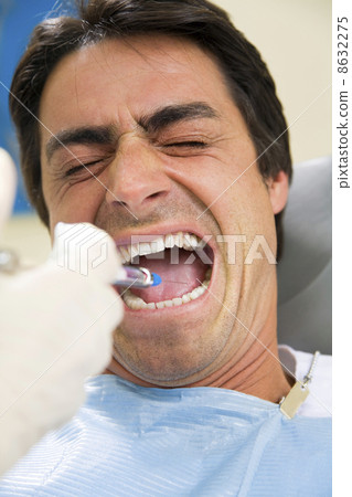 dentist 8632275
