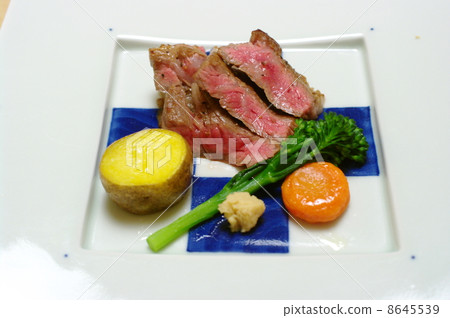 Wagyu beef sirloin steak 8645539