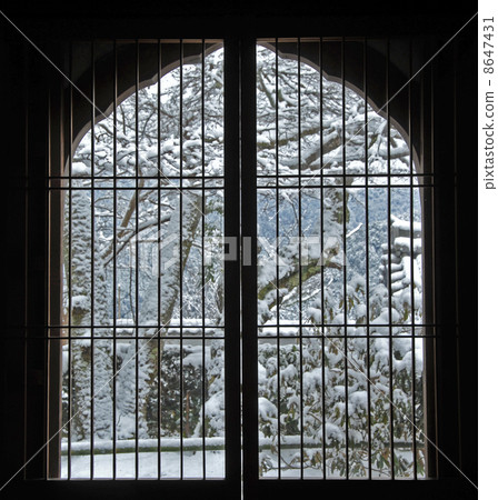 Fireplace window of Kyoto Sanzenin 8647431