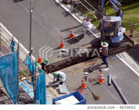 Sewer pipe construction 8650682