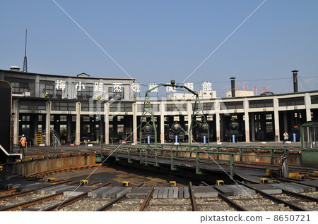 Plum alleys steam locomotive building Plum alleys steam locomotive building 8650721