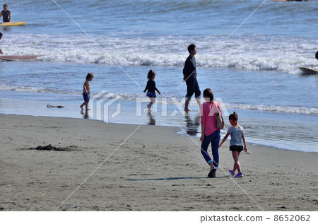 A walk 8652062