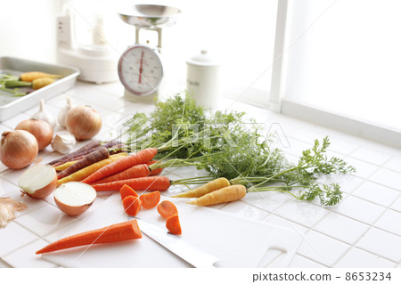 Kitchen vegetables Kitchen vegetables 8653234