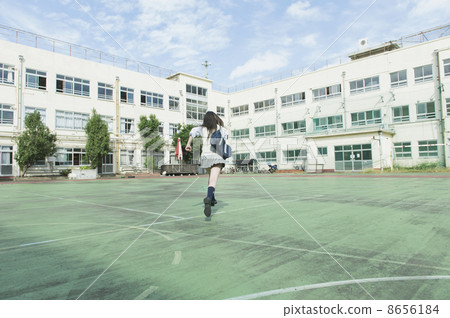 High school student couple 8656184