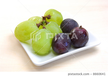 美味的葡萄 8660641