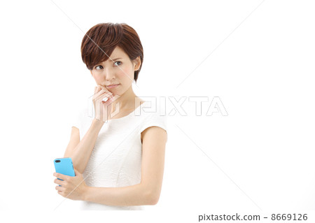 Troubling women Troubling women 8669126