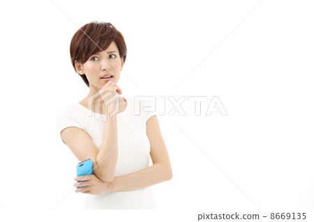 Troubling women Troubling women 8669135