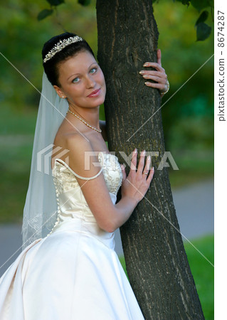 Beautiful bride Beautiful bride 8674287