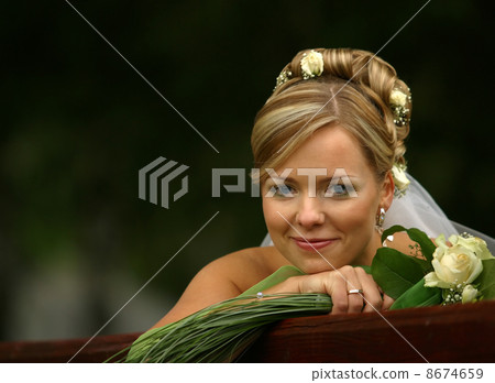 Beautiful bride Beautiful bride 8674659