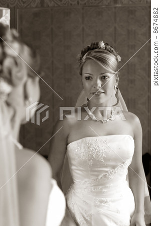 Beautiful bride Beautiful bride 8674882