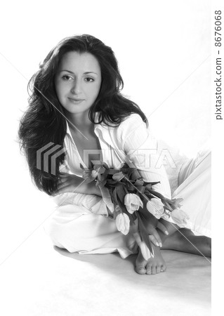 Portrait with spring flowers Portrait with spring flowers 8676068