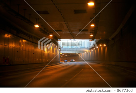 Tunnel Tunnel 8677303