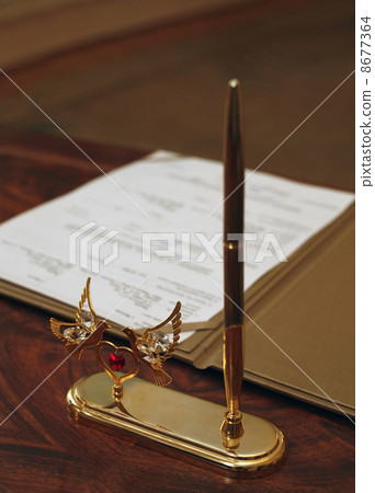 Wedding contract 8677364