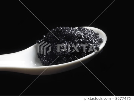 Black caviar 8677475