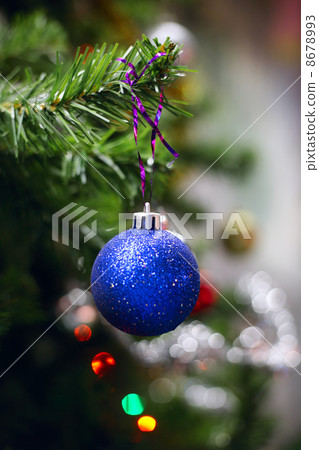 Chrismas ball 8678993