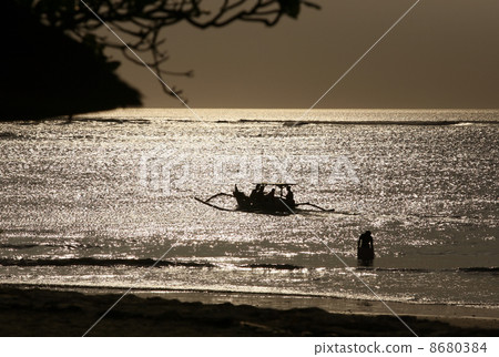 Sailing and sunset 8680384