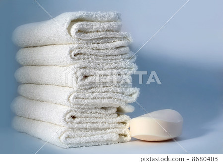Towels and soap Towels and soap 8680403