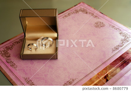 Wedding rings Wedding rings 8680779