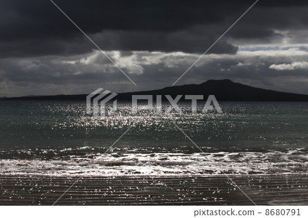 Ocean storm Ocean storm 8680791