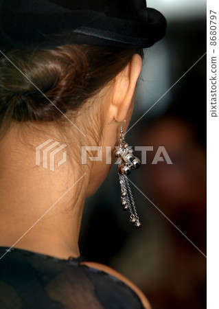 Ear ring Ear ring 8680797