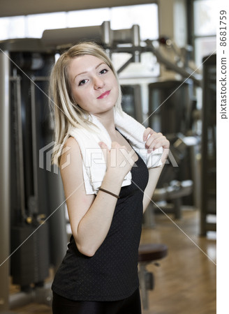 Portrait of a young woman Portrait of a young woman 8681759