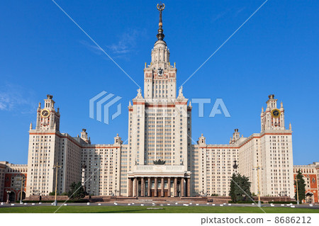 Lomonosov Moscow State University 8686212