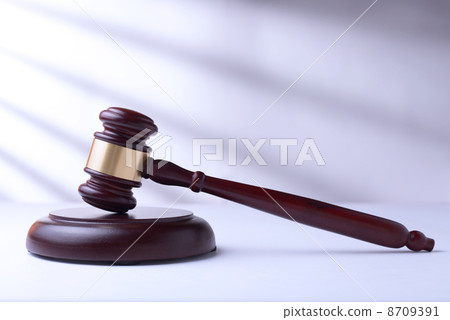 Wood and brass judges gavel Wood and brass judges gavel 8709391