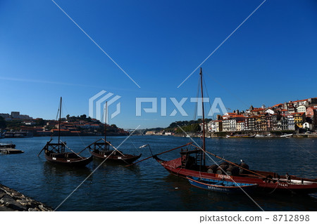 World Heritage Site Landscape in the historic center of Porto World Heritage Site Landscape in the historic center of Porto 8712898