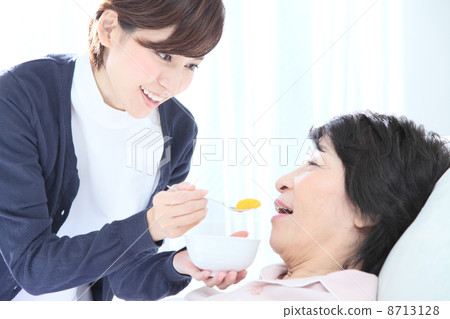 高級女人照顧圖像 8713128