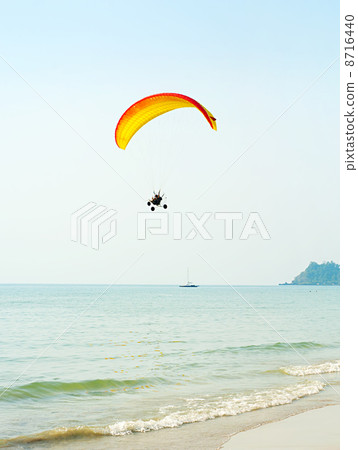 Paragliding 8716440