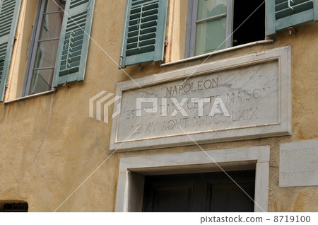 Napoleonic's birthplace 8719100
