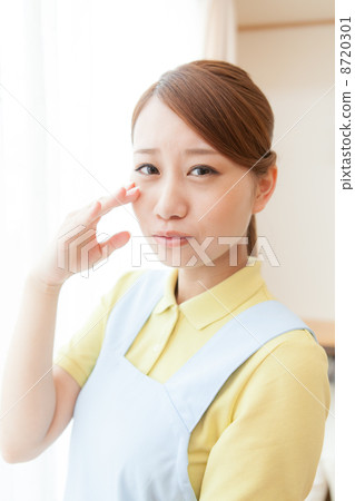 Nursing care or childcare 8720301