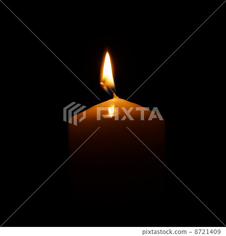 one burning candle 8721409