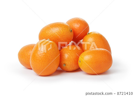 ripe kumquat fruits 8721410